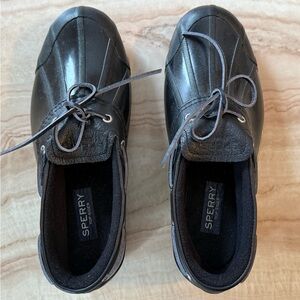 NWOT SPERRY WOMENS SYREN ONE EYE DUCK SHOES 

SZ 8-ALL BLACK